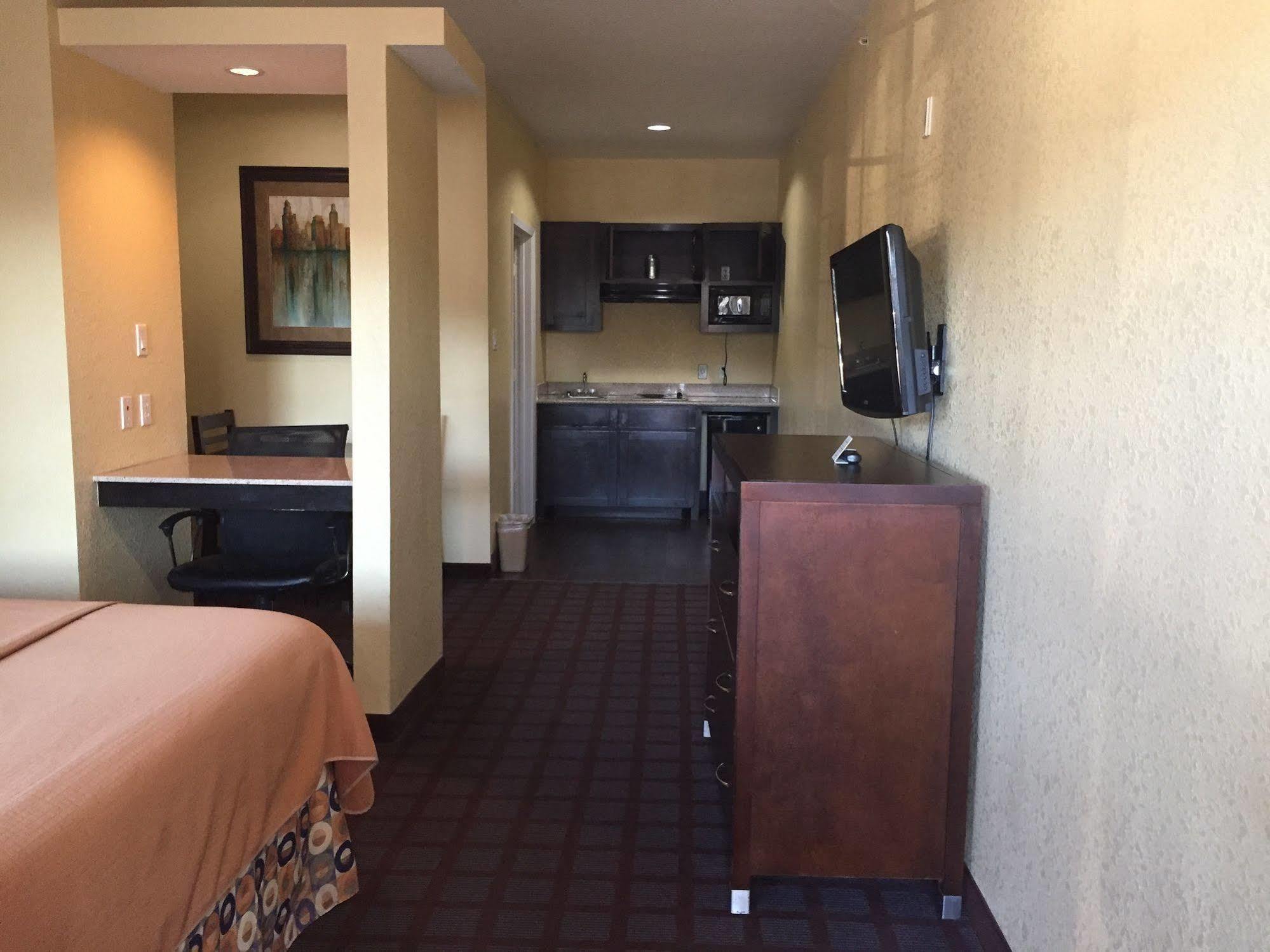Highlands Suites Esterno foto